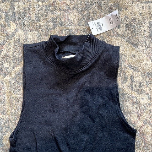 NWT mini dress from Abercrombie and Fitch - Picture 2 of 4